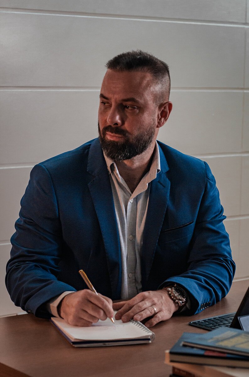 Dr. Alexandre Martins
